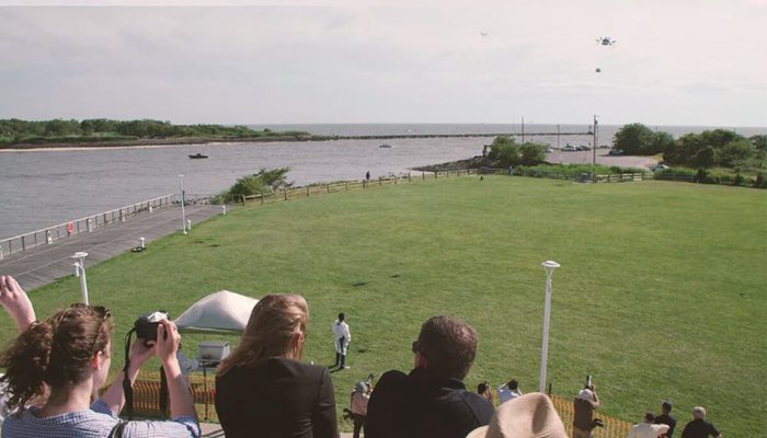 3D打印無人機(jī)用途_Flirtey用3D打印無人機(jī)進(jìn)行物質(zhì)運(yùn)輸