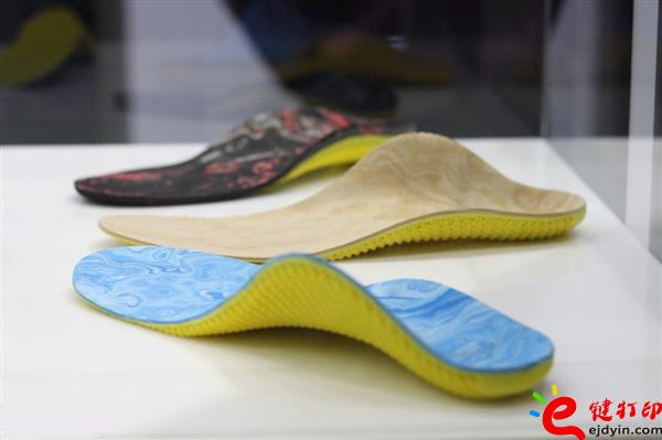 3d打印應(yīng)用實(shí)例 個(gè)性化定制Phits3D打印健康鞋墊_3D打印服務(wù)平臺(tái)